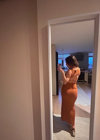 s Beden Camel Renk Sırt dekolteli Triko Midi Takım