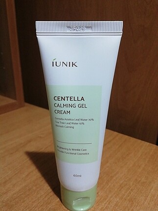 İunik centella calming gel cream