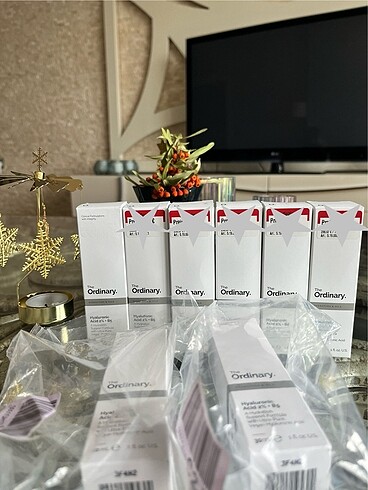 The Ordinary Hyaluronic Acid 2% + B5 Yüz Serumu 30 ml