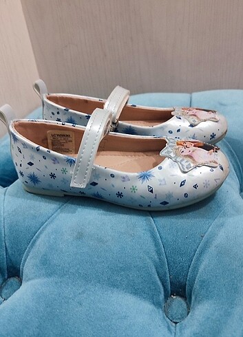 LC Waikiki LC Waikiki kız çocuk babet elsa