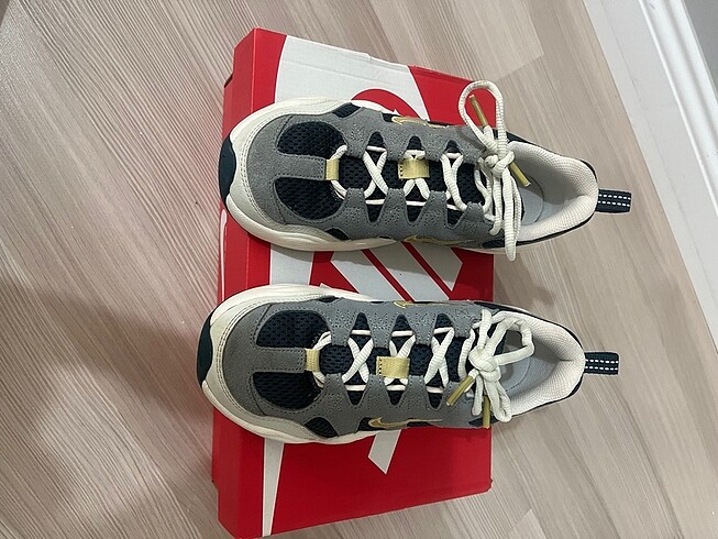 36,5 Beden çeşitli Renk Nike tech hera