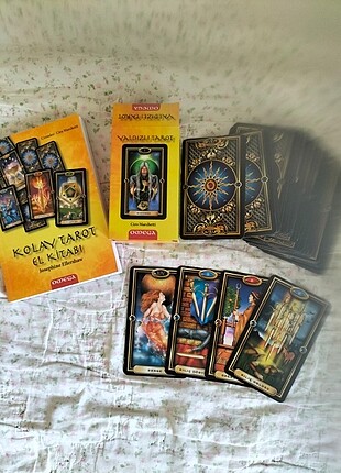 Tarot set