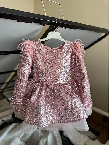Zara Payetli pembe abiye