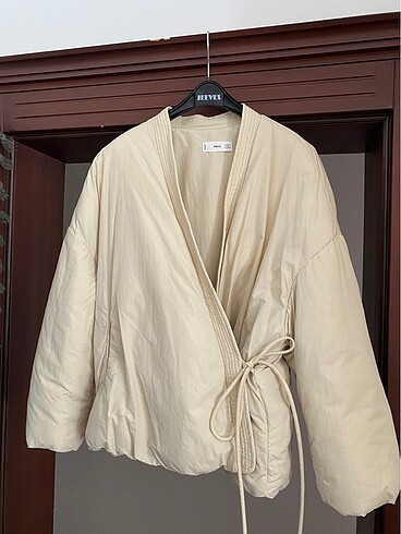 Mango Anvelop Krem Mont M - L