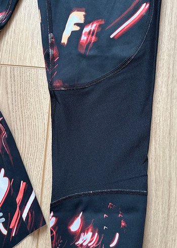 s Beden Under Amour Baskılı Kırmızı Midi Spor Tayt