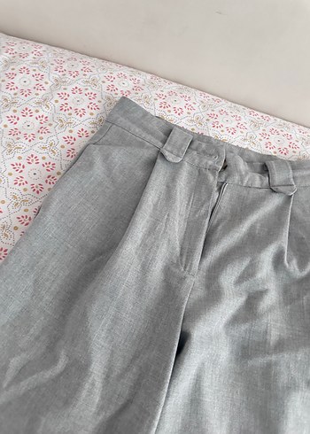 34 Beden Gri Düğmeli Kadın Kumaş Pantolon
