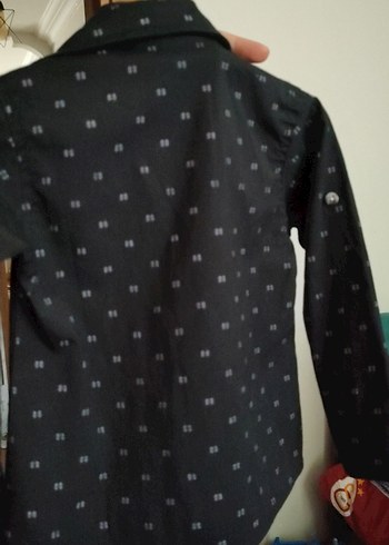 Erkek Çocuk Siyah Baskılı Uzun Kollu Gömlek - Görsel 5