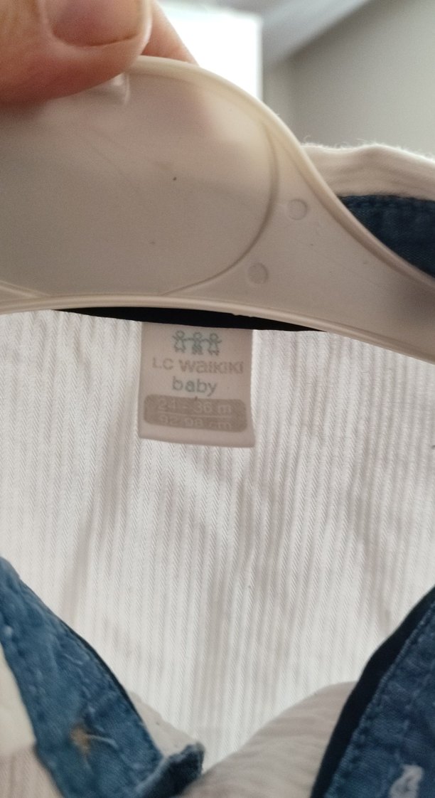 Düğmeli Erkek Çocuk Beyaz Pamuk Gömlek - Görsel 4