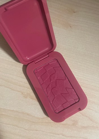 NYX NYX Buttermelt Blush