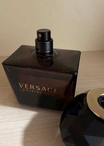 Versace Versace Crystal Noir EDP Kadın Parfümü