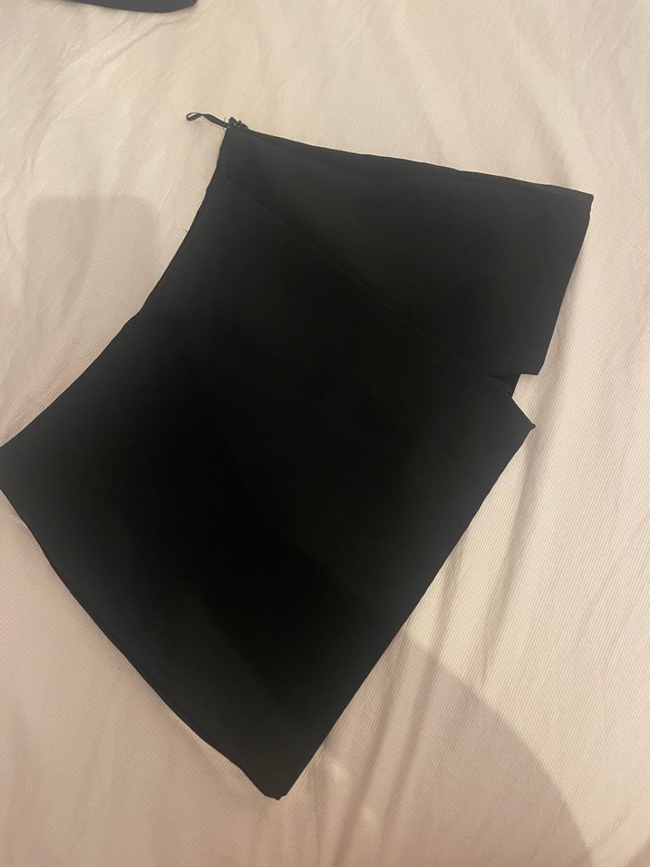 Zara siyah mini şort etek - Görsel 2