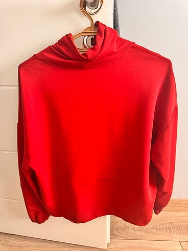 m Beden Vena Sweatshirt