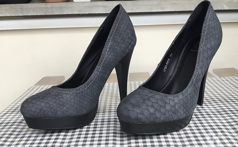 Platform topuklu ayakkabı - Görsel 5