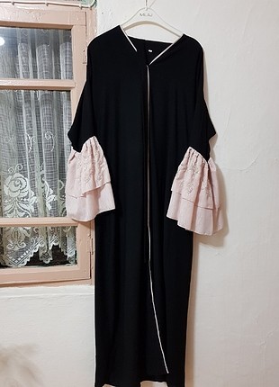 Dubai Tasarım Abaya