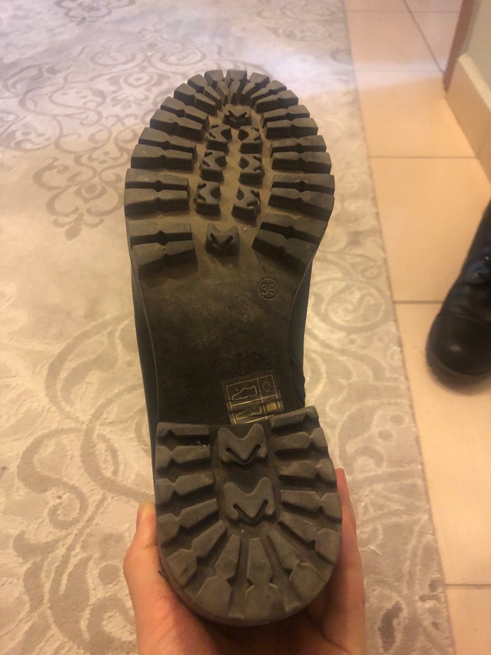 Siyah Deri Topuklu Kadın Bot - Görsel 5