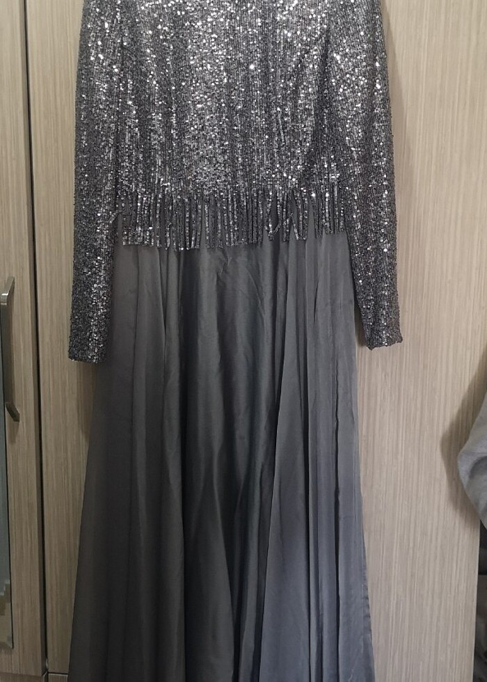 Pullu abiye pullu tesettür abiye - Görsel 3