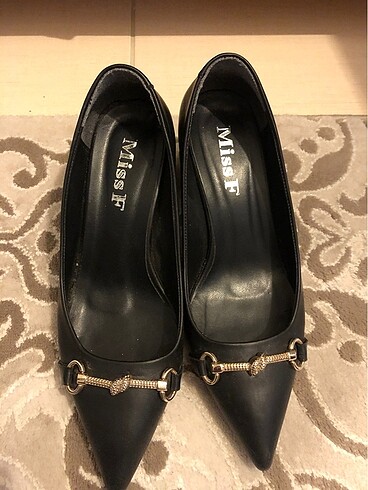 Diğer Siyah stiletto