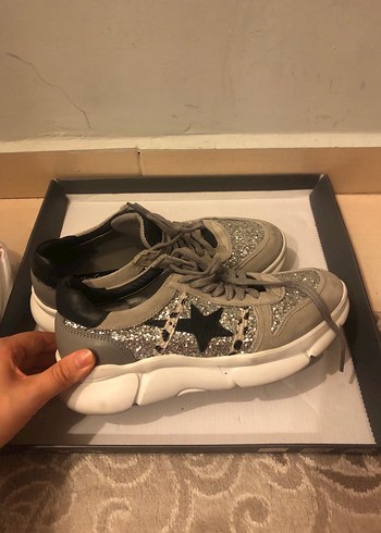 Gri Süet Platform Topuklu Kadın Spor Ayakkabı - Görsel 2