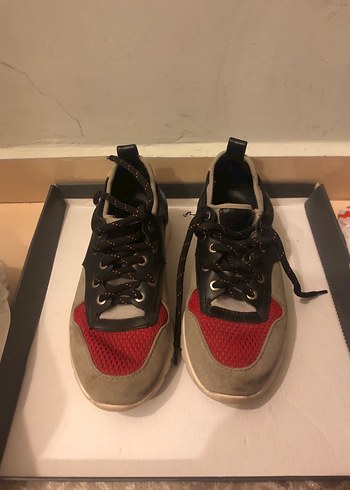 Neslihan Canpolat 36