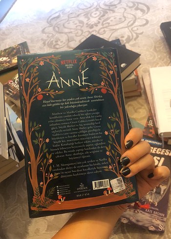 Beden Yeşilin Kızı Anne Romanı