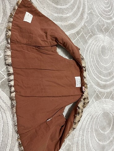 4 Yaş Beden #zara 3/4 yaş kürklü yelek