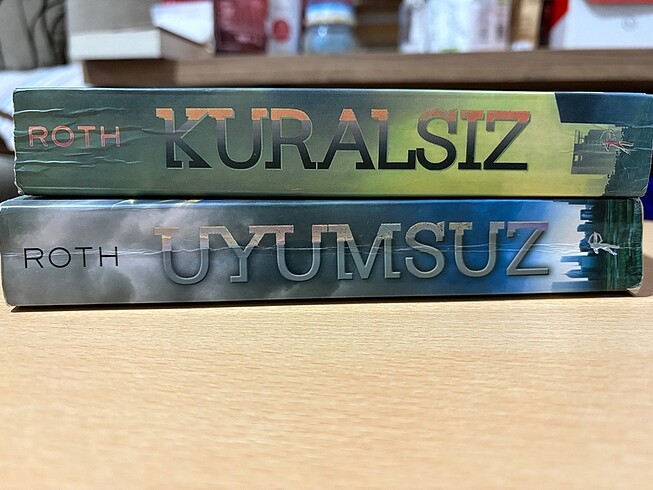  Uyumsuz