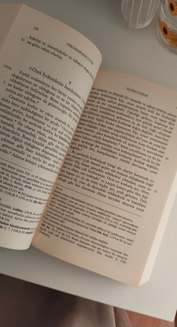 Aristoteles - Nikomakhos'a Etik (Akademik Çeviri) - Görsel 3