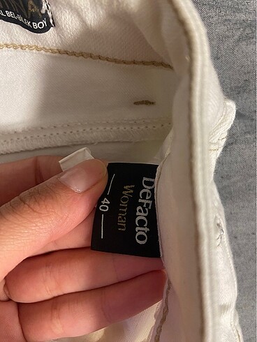 Zara Beyaz kot şort