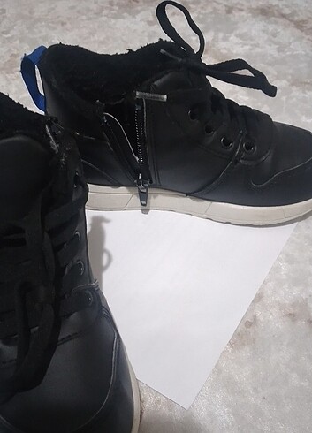 LC Waikiki Çocuk Bot