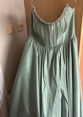 Yeşil Mint Straplez Uzun Pilili Abiye Elbise 48 beden - Görsel 3