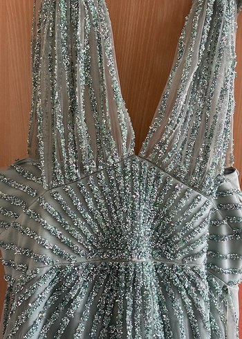 Turkuaz İşlemeli V Yaka Uzun Abiye Elbise 48 Beden Velisia Marka - Görsel 5