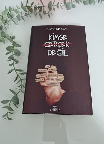  Beden Kimse gerçek değil, kitap, ciltli