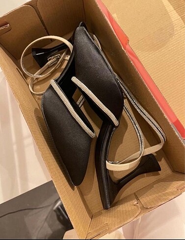 Zara Topuklu ayakkabı