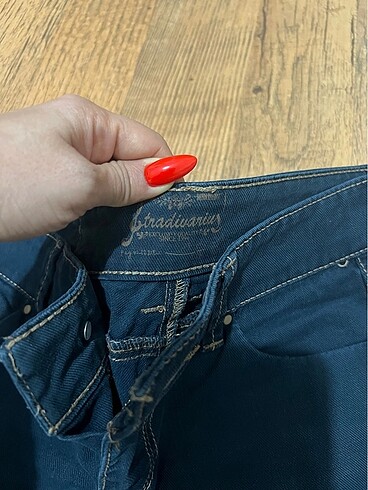 34 Beden Stradivarius Jean
