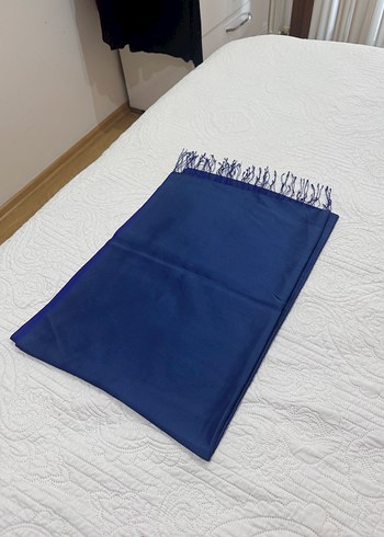 Kadın Mavi Saten Püsküllü Şal