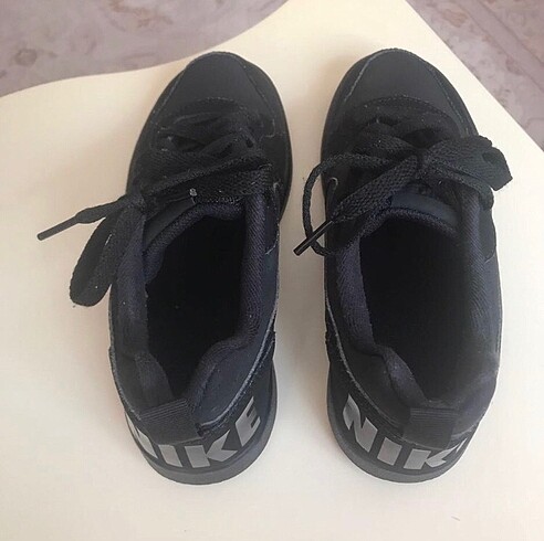 36 Beden siyah Renk Nıke orjinal ayakkakabı