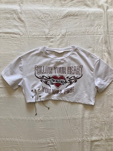 crop tee