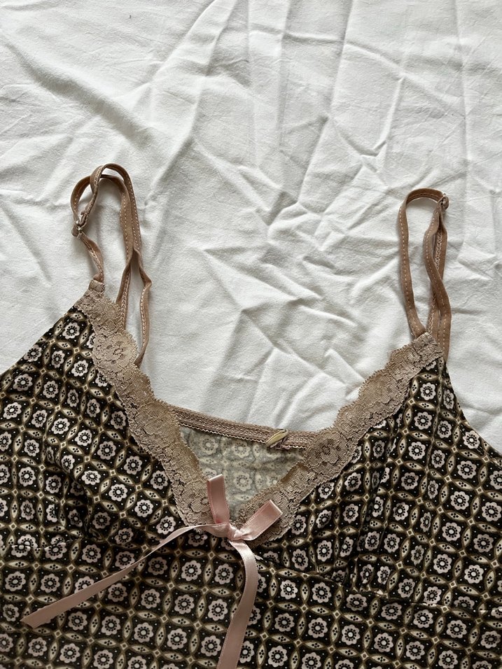 Dantel Detaylı İnce Askılı Kadın Büstiyer - Görsel 5