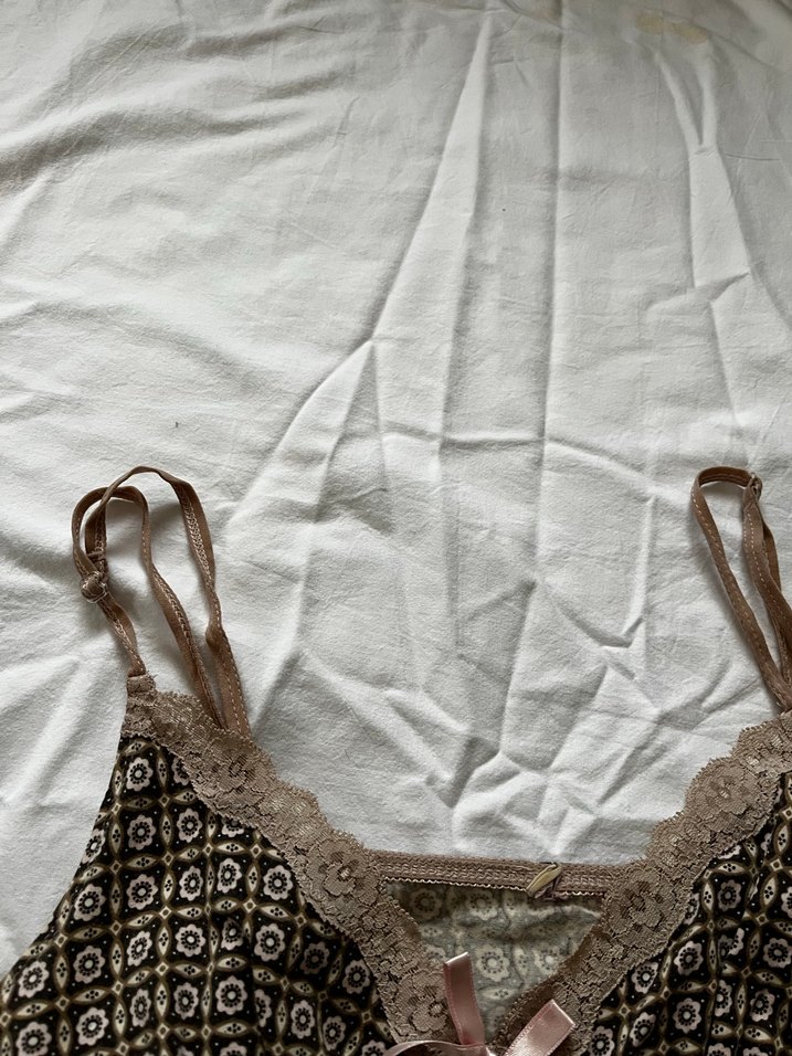 Dantel Detaylı İnce Askılı Kadın Büstiyer - Görsel 3