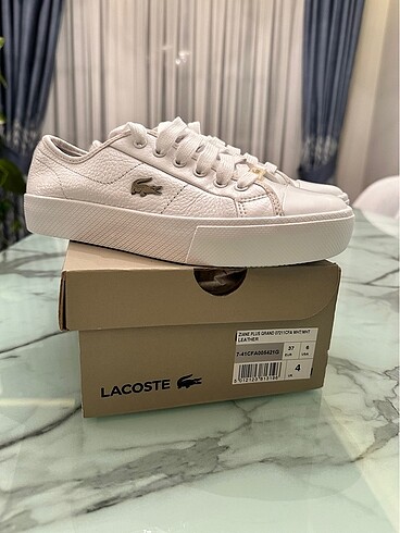 37 Beden Lacoste Deri Sneaker