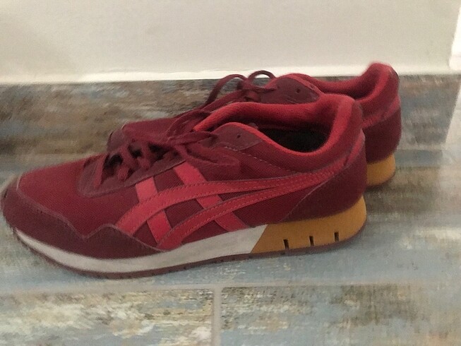 Asics kırmızı spor ayakkabı