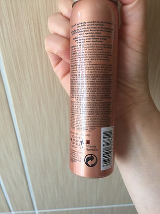 universal Beden Sally Hansen bacak spreyi