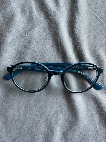 Guess# erkek çocuk gözlük çerçevesi
