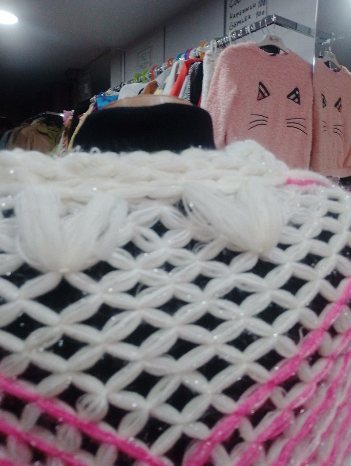 Renkli Pembe Beyaz Örgü Bohem çocuk Şal - Görsel 4