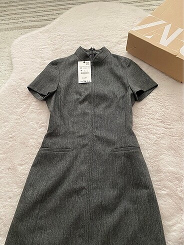 xs Beden Zara elbise