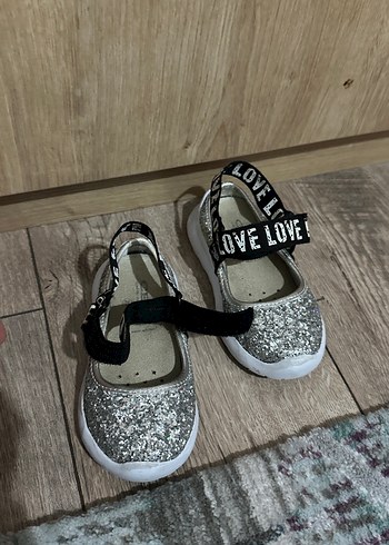 Kız Çocuk Gri Simli Babet Ayakkabı - Görsel 4