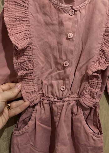 Kızlar için düğmeli pembe keten tulum - Görsel 2