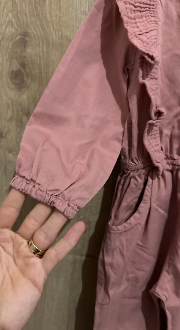 Kızlar için düğmeli pembe keten tulum - Görsel 4