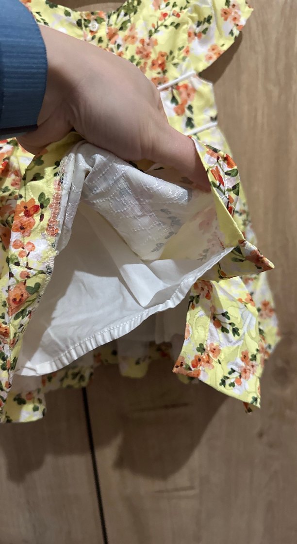 Çiçek Desenli Sarı Kız Elbisesi - Görsel 4