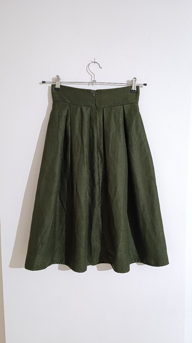 Haki Kadın Midi Boy Pilili Süet Etek - Görsel 3